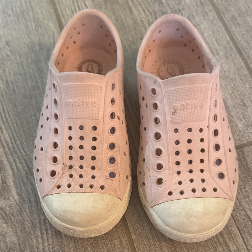 Native toddler shoes - light pink